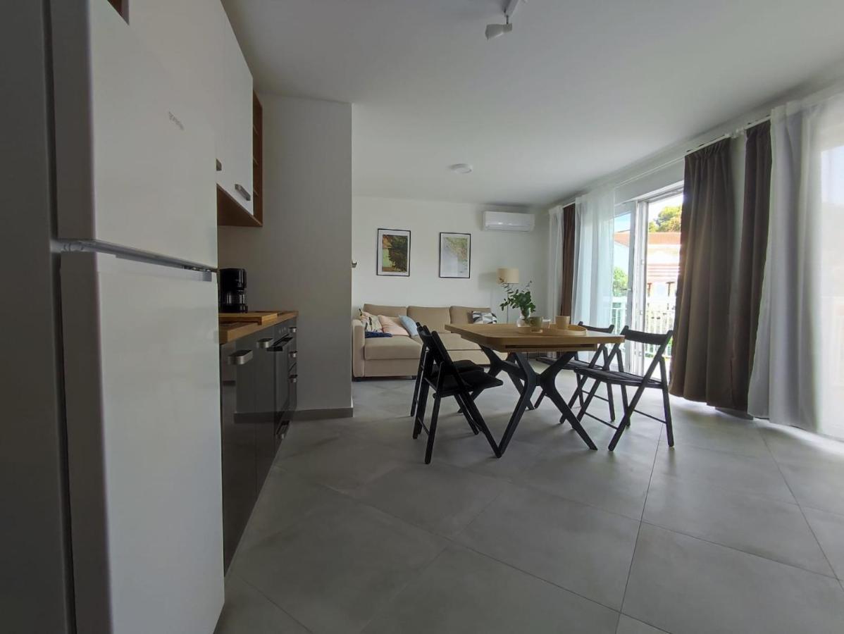 Apartmani Rak Ražanj Exterior foto