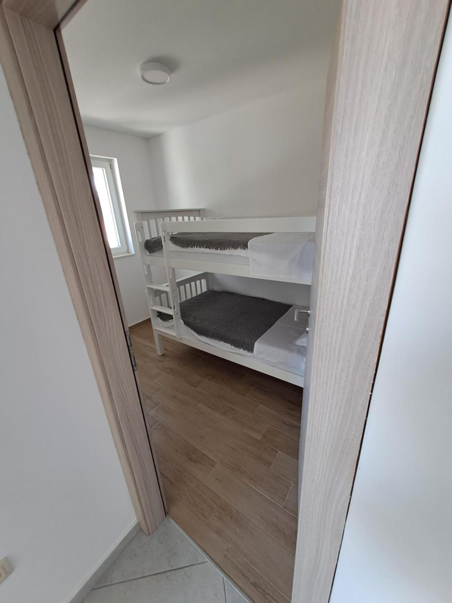 Apartmani Rak Ražanj Exterior foto